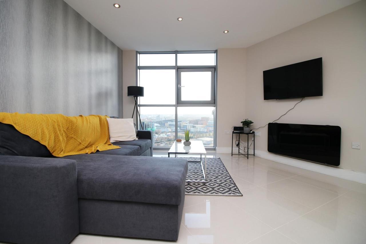 The Skyline - Luxury City Centre Flat With Designated Parking Cardiff Exterior foto