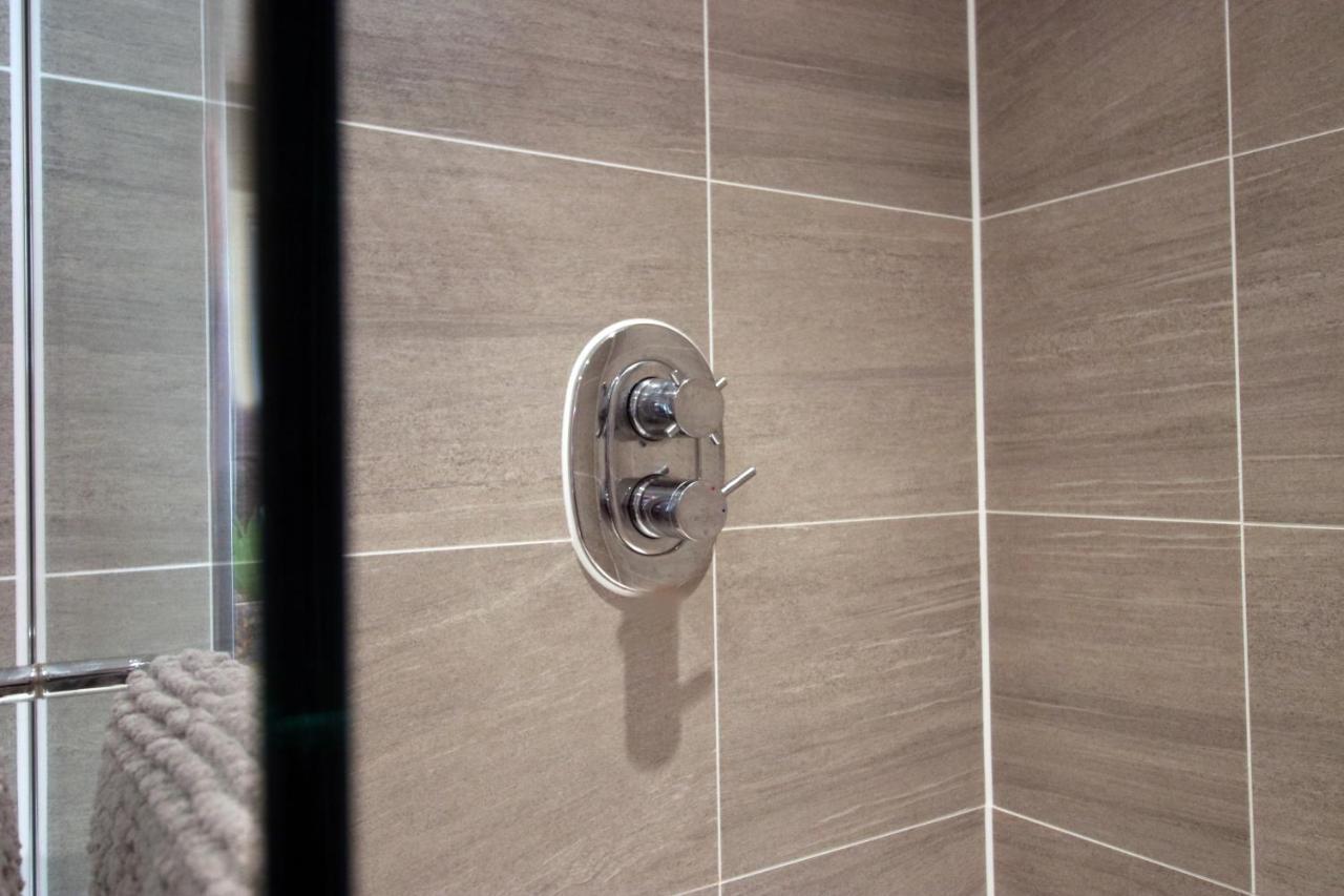 The Skyline - Luxury City Centre Flat With Designated Parking Cardiff Exterior foto
