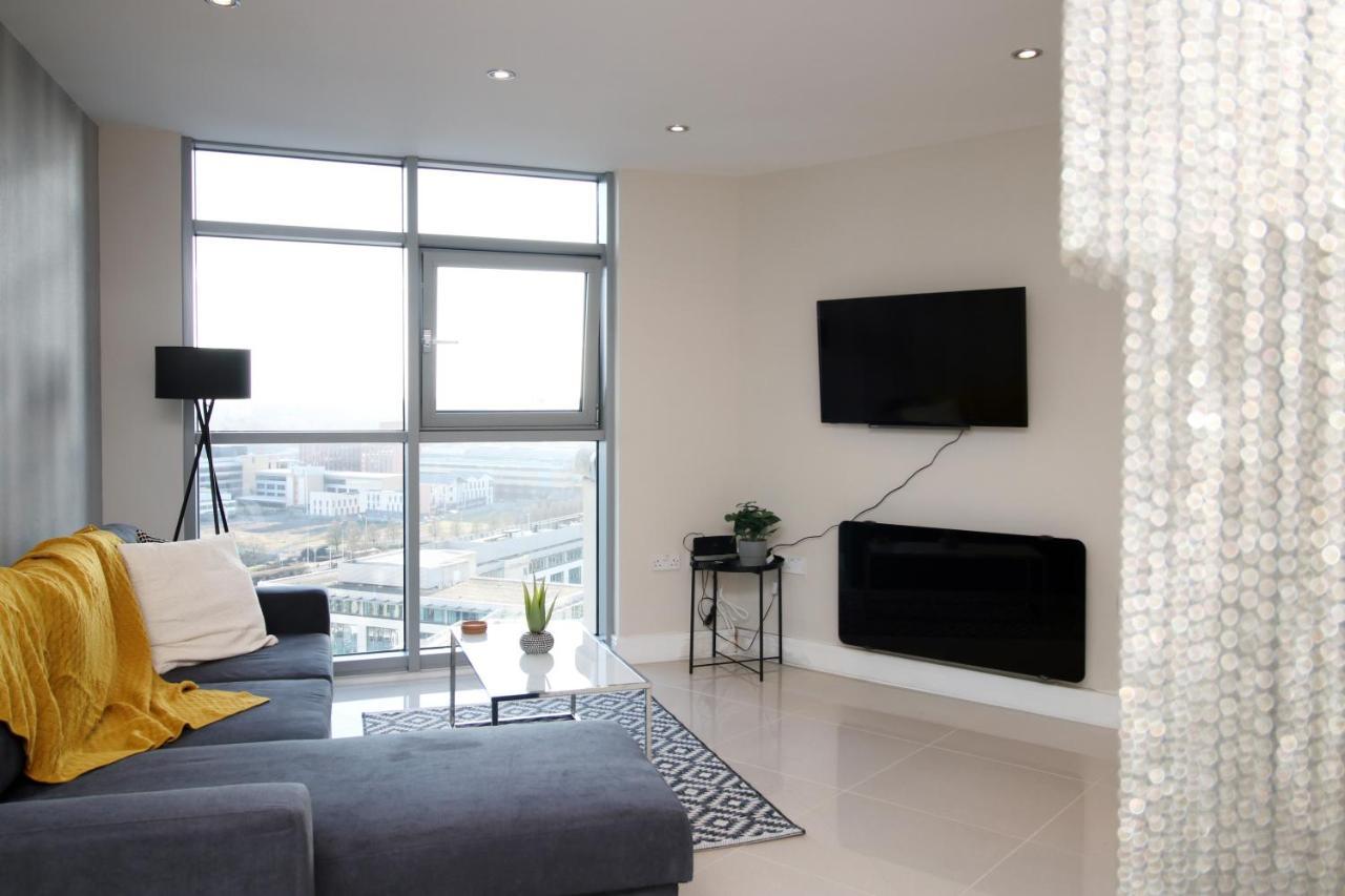 The Skyline - Luxury City Centre Flat With Designated Parking Cardiff Exterior foto