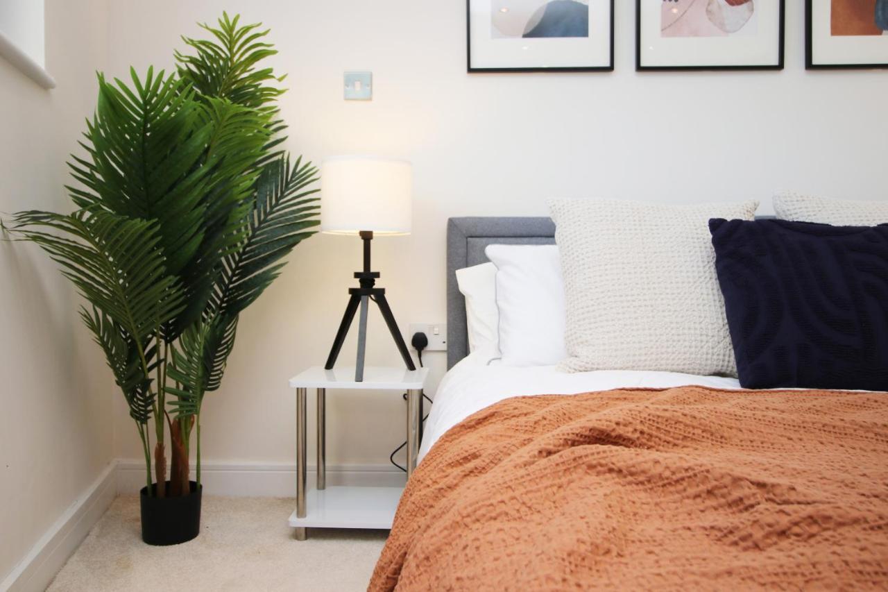 The Skyline - Luxury City Centre Flat With Designated Parking Cardiff Exterior foto
